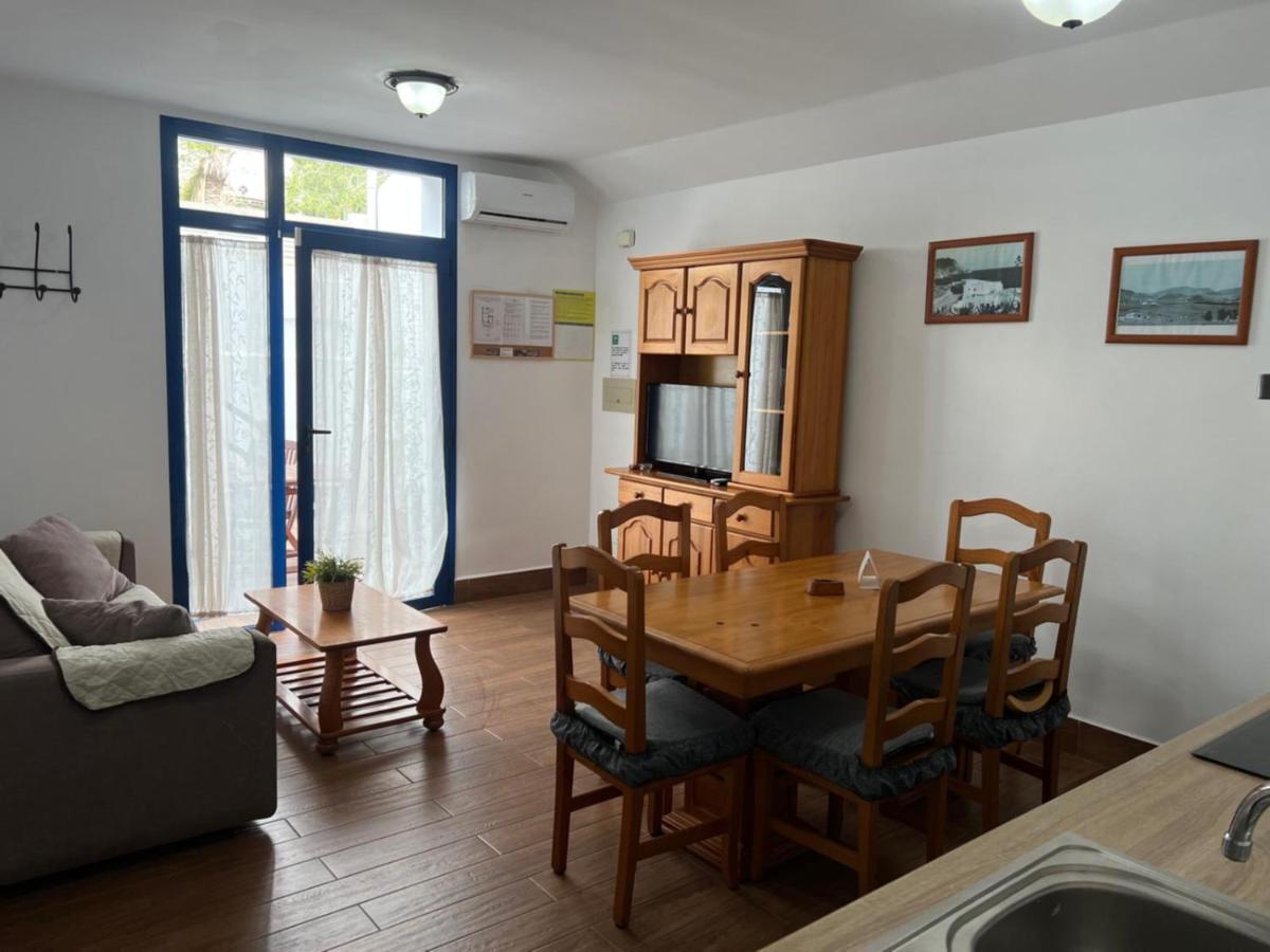 Apartamentos Manbea Algaida San José Esterno foto